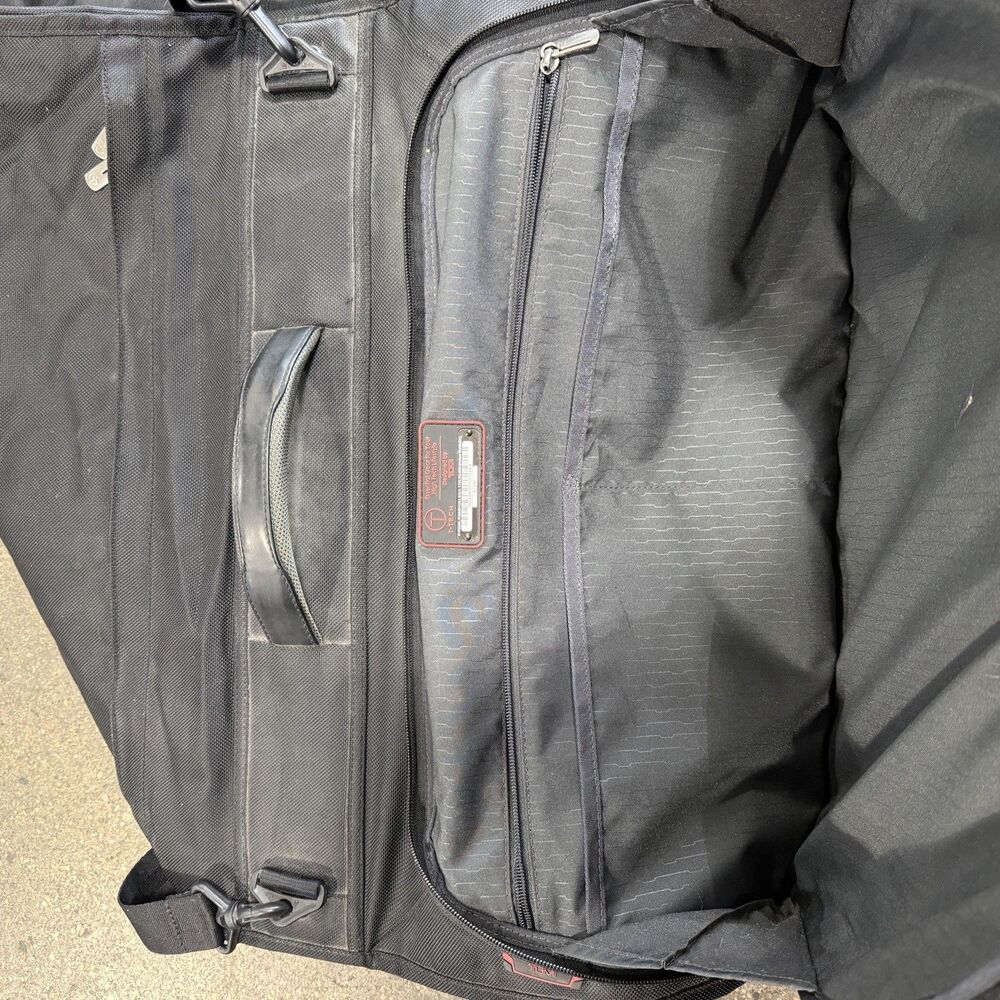 TUMI - T-TECH - Garment Bag Luggage Suit Dress w/ Shoulder Strap Carry-On 6733D - Picture 7 of 11